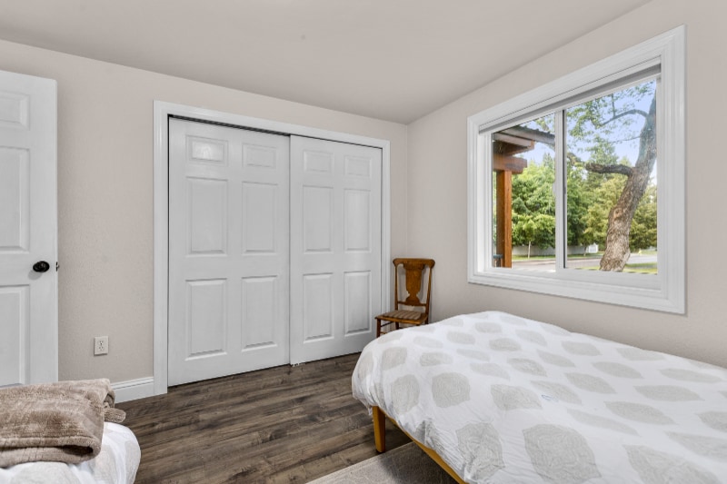 Building Photo - 240 Dakota Ave