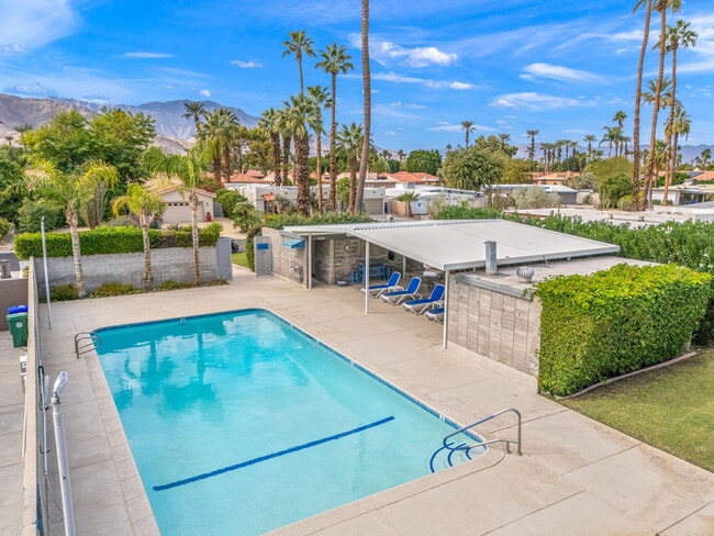 Building Photo - 71996 Vista Del Rio