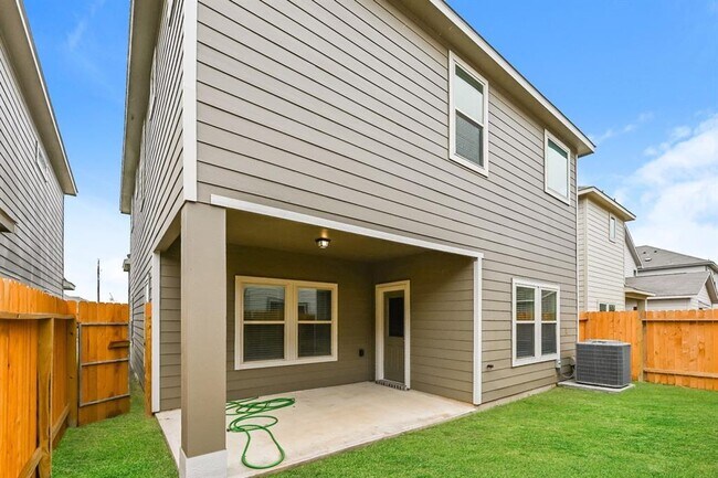 Building Photo - 7918 Tuscan Cypress Dr