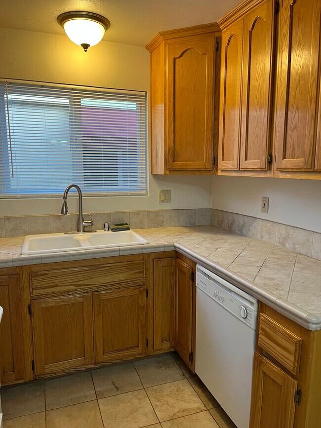 Building Photo - 3665 Newton St