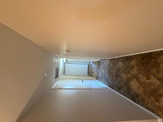 Building Photo - 415 E Pegasus Dr