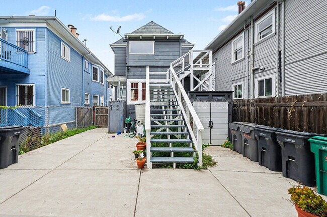 Building Photo - 3840 Martin Luther King Jr Way