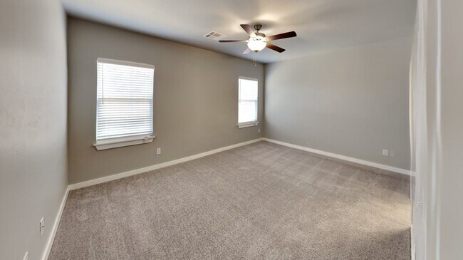 Building Photo - 3 Bedroom 2 Bathroom 2 Car Garage Home in Oakdale School District