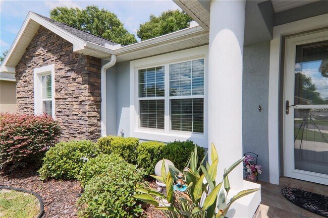 Building Photo - 16381 SE 82nd Ct