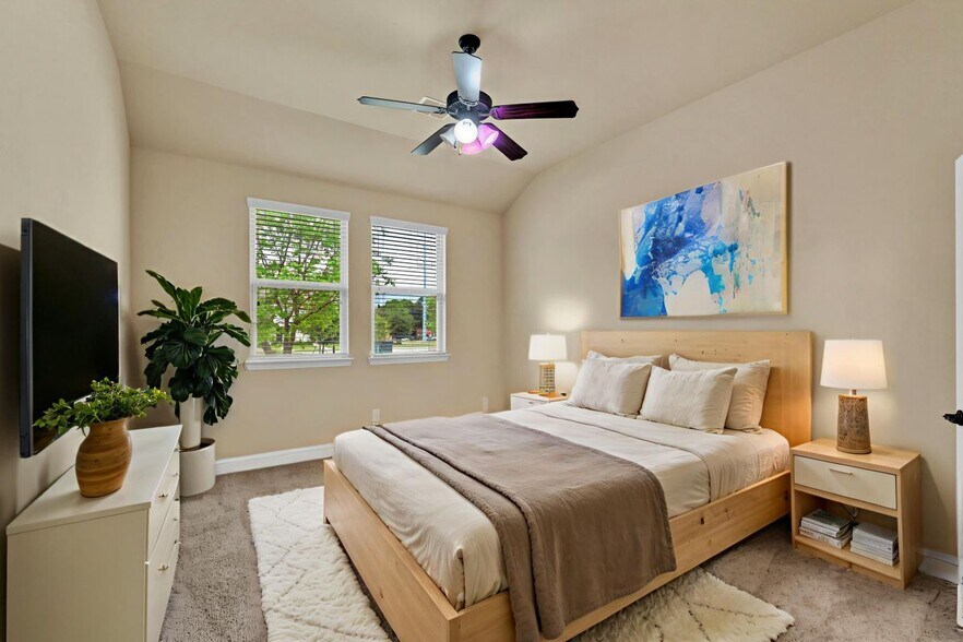 Building Photo - 1224 Pebblebrook Dr