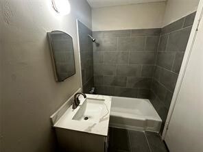 Building Photo - 2122 Purdue St