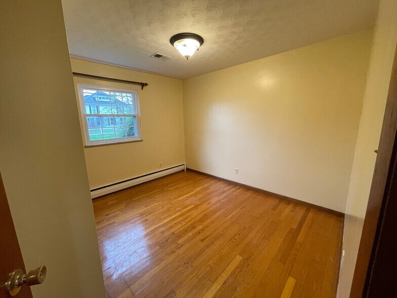 Building Photo - 1155 Dogwood Ridge Rd