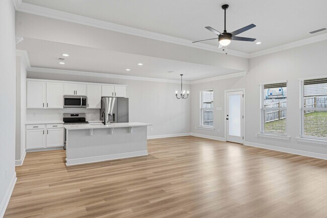 Building Photo - 4630 Jayhawk Dr