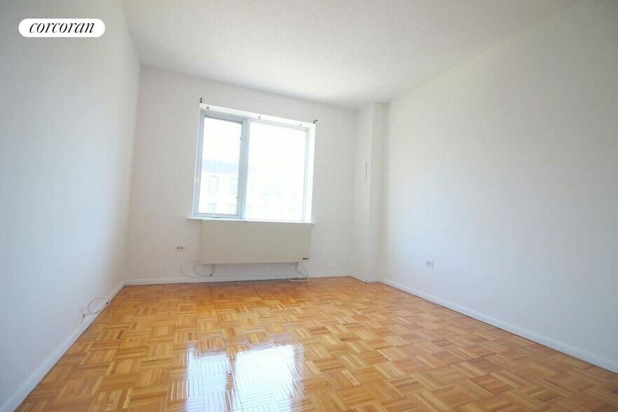 Building Photo - 225 Eighth Avenue 7G