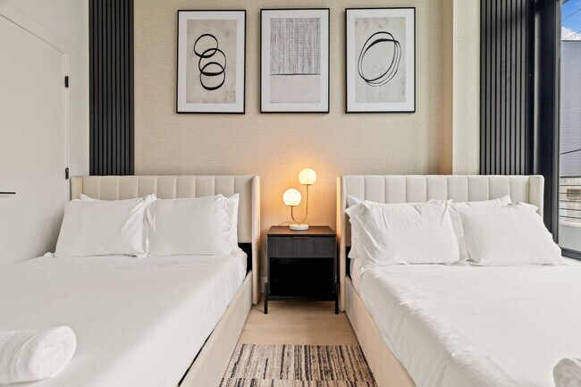 Building Photo - 1247 N 2nd St