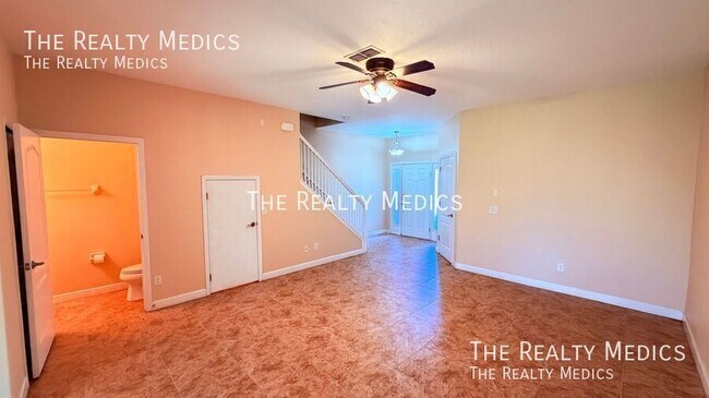 Building Photo - 2832 Adelaide Ct