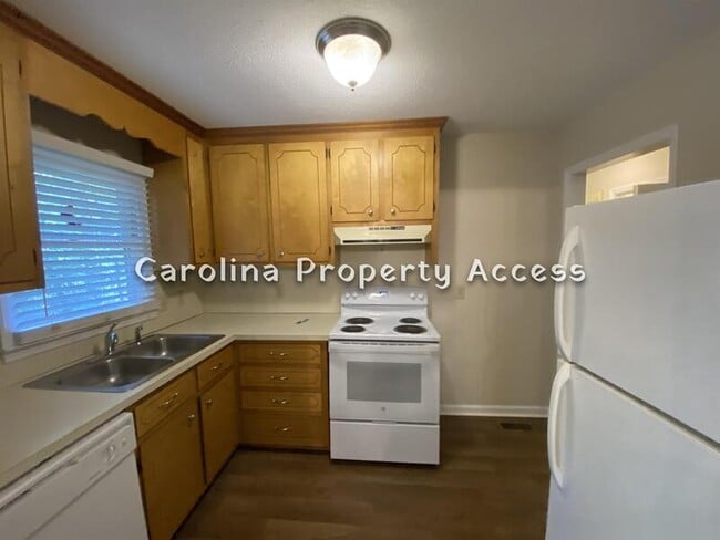 Building Photo - 4432 American Dr