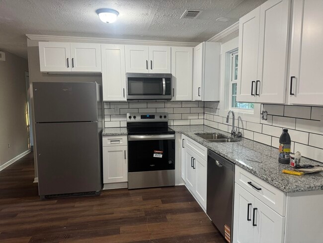 Building Photo - 2919 Panhandle Cir