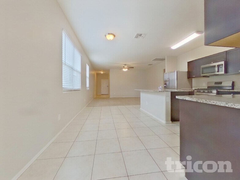 Building Photo - 29964 W Mulberry Dr