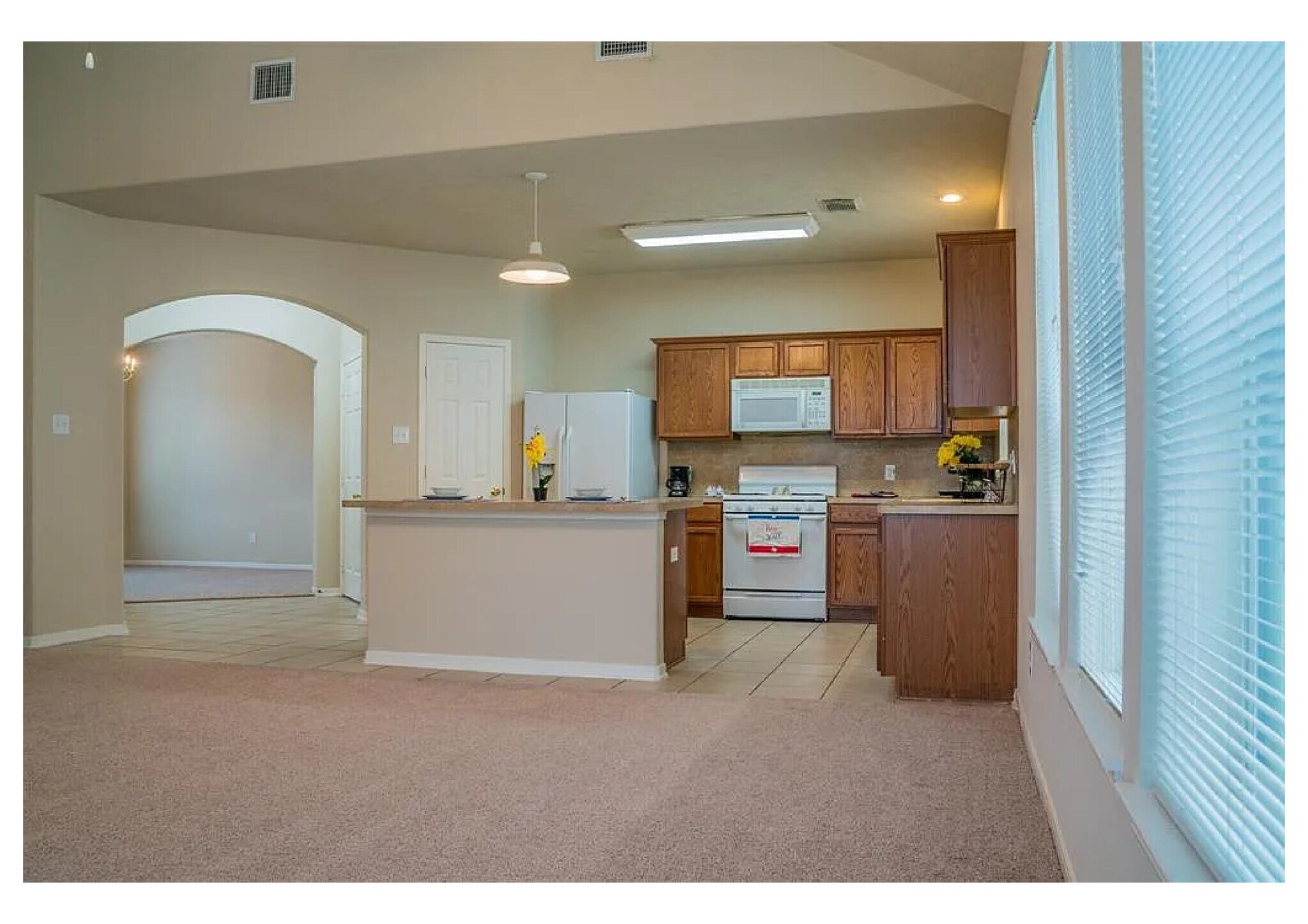 Building Photo - 8002 Arapahoe Ridge Ln