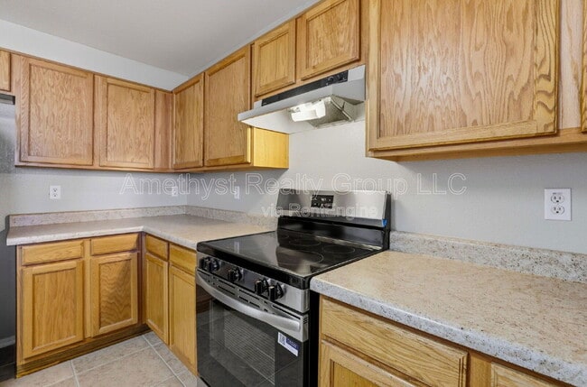 Building Photo - 3722 N 105th Dr