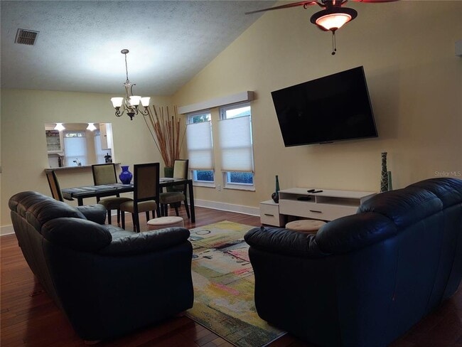 Building Photo - 10906 W Cove Harbor Dr