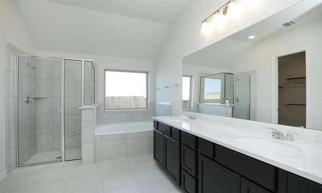 Building Photo - 427 Fields Forest Ln