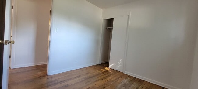 Building Photo - 3 Bedroom 1 Bath Home