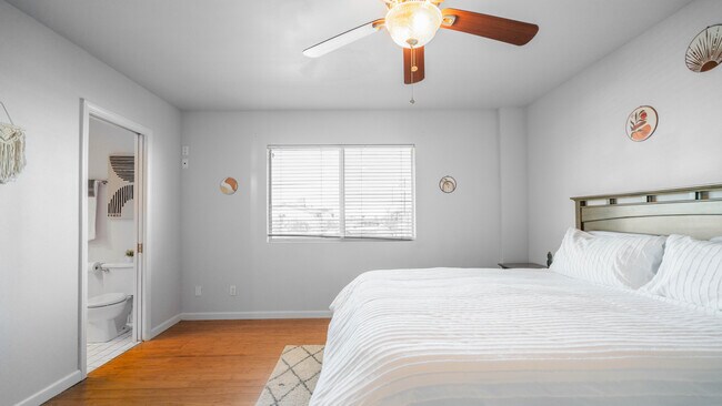 Building Photo - 72065 Cactus Dr