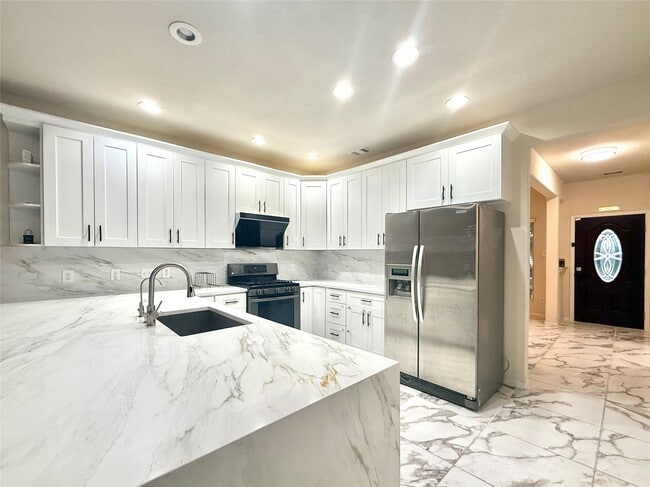 Building Photo - 19302 Juniper Vale Cir