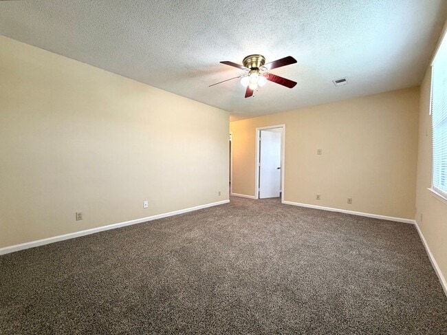 Building Photo - Bancroft Circle Apartments