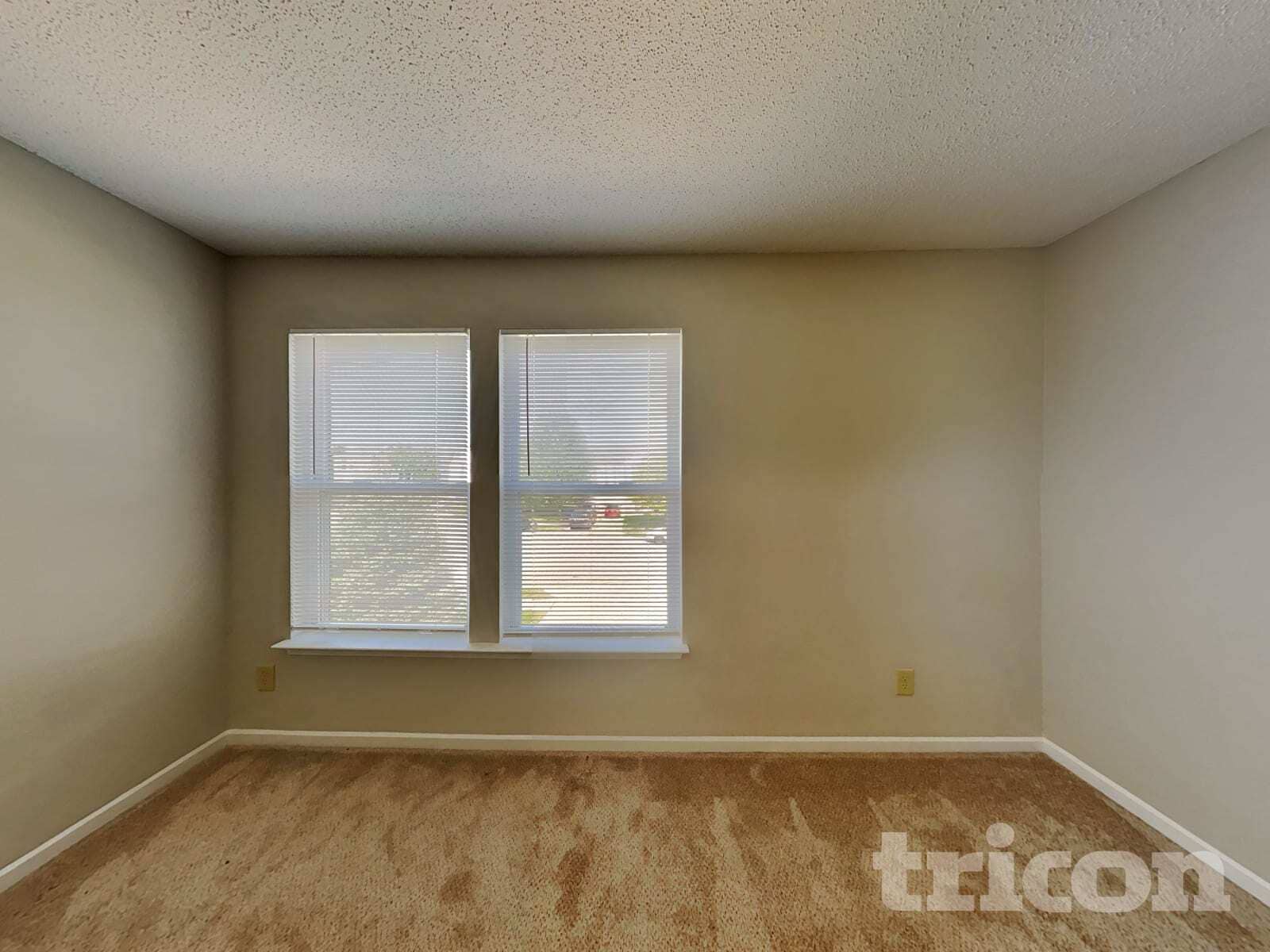 Building Photo - 9899 Olympic Cir