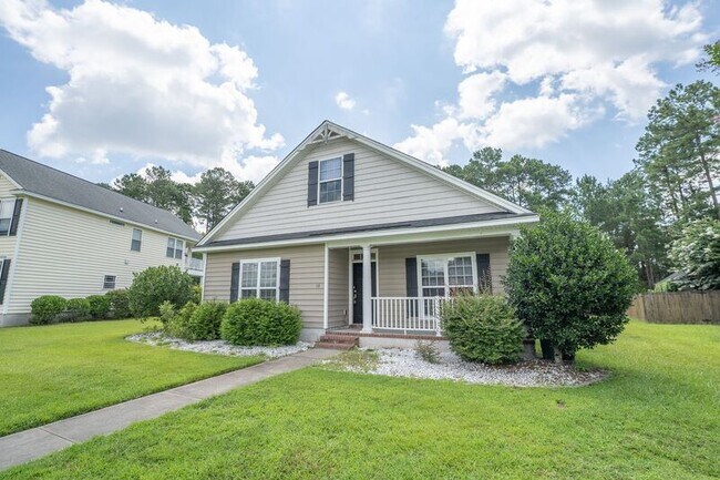Building Photo - 10 Arbors Cir