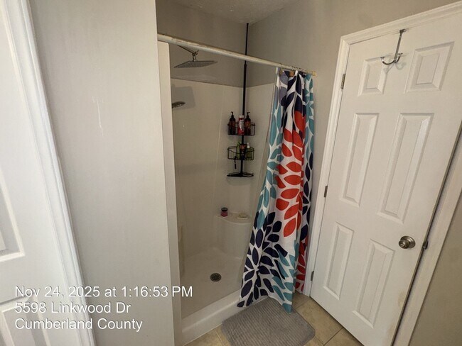 Building Photo - 5598 Linkwood Dr