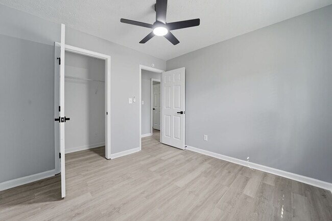 Building Photo - 3198 Booths Ct