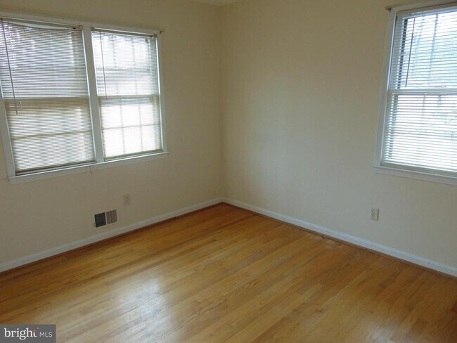 Building Photo - 4901 Asquith Ct