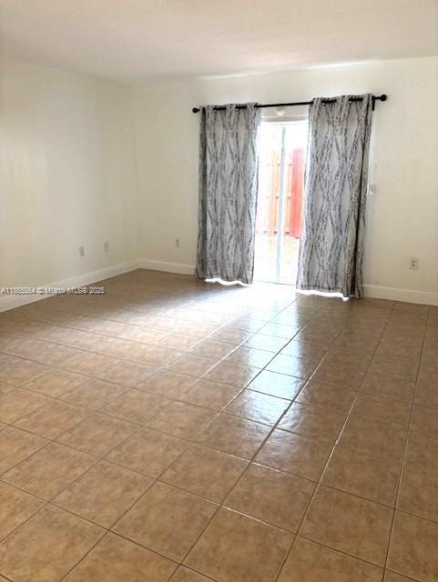 Building Photo - 12166 SW 143rd Ln