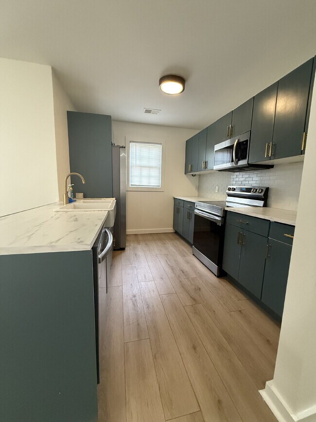 Building Photo - SECTION 8 WELCOME - "Charming and Spacious...