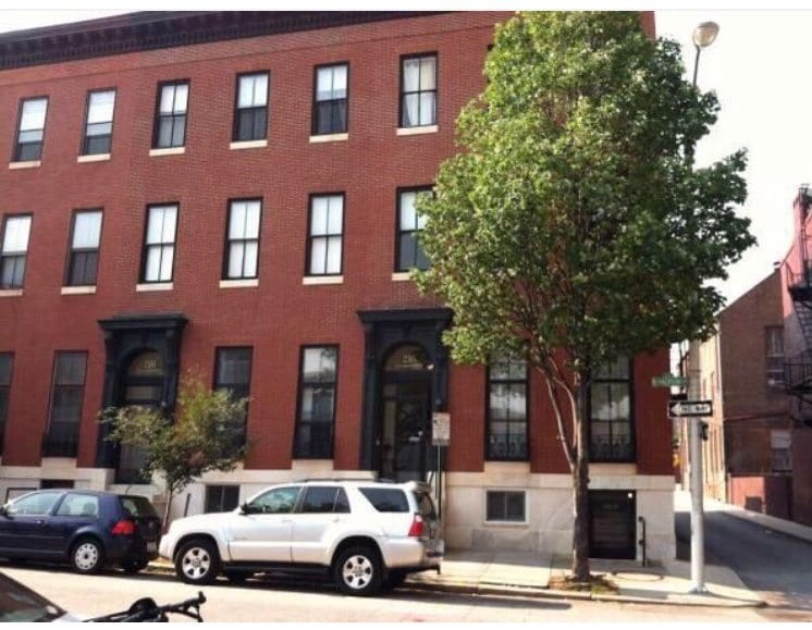 Building Photo - 216 W Madison St