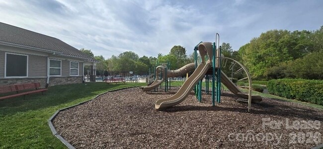 Building Photo - 12051 Dunipace Ct