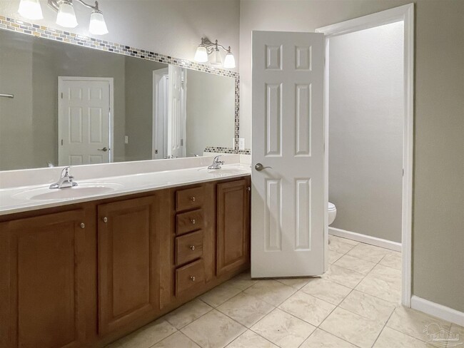 Building Photo - 16601 Egret Cir