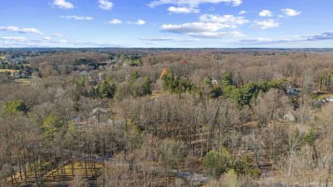 Building Photo - 11704 Woodland Dr