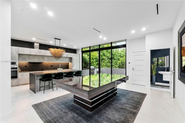 Building Photo - 4364 Alton Rd