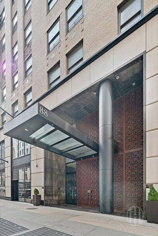 Building Photo - 88 Greenwich St