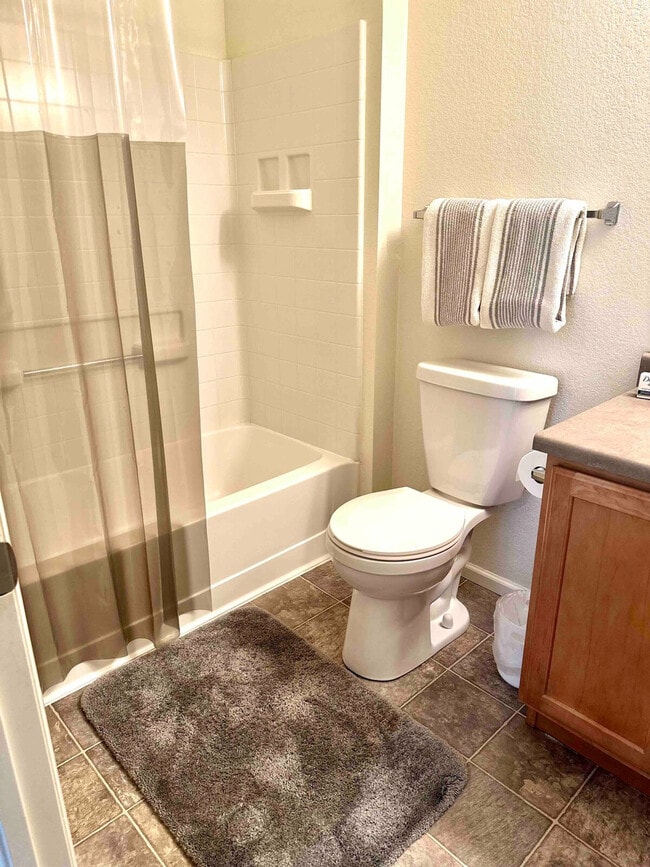 Building Photo - 12810 Roosevelt Ln