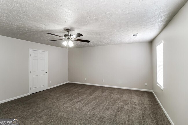 Building Photo - 6455 Alford Cir