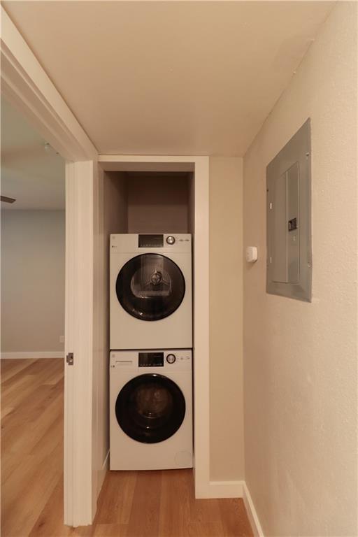 Building Photo - 811 N Pleasant St