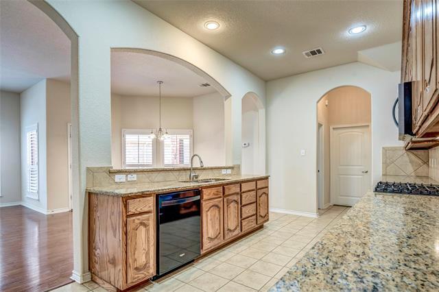 Building Photo - 1408 Snowberry Dr