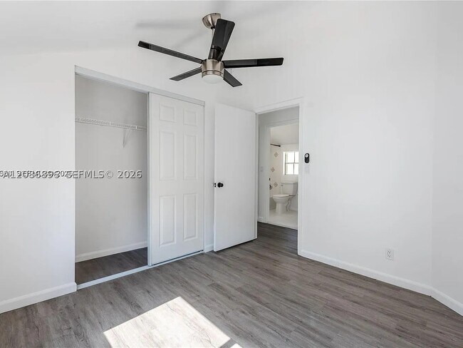 Building Photo - 5800 Rambler Rose Way
