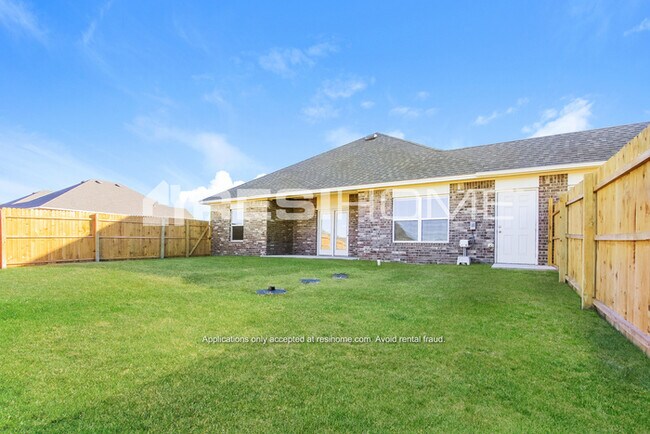 Building Photo - 8091A Wesley Ave
