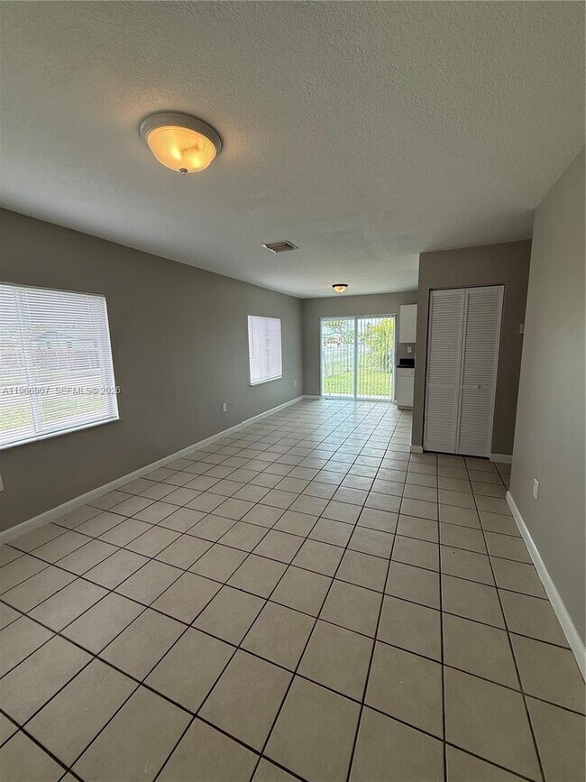 Building Photo - 1205 NW 7th Ave