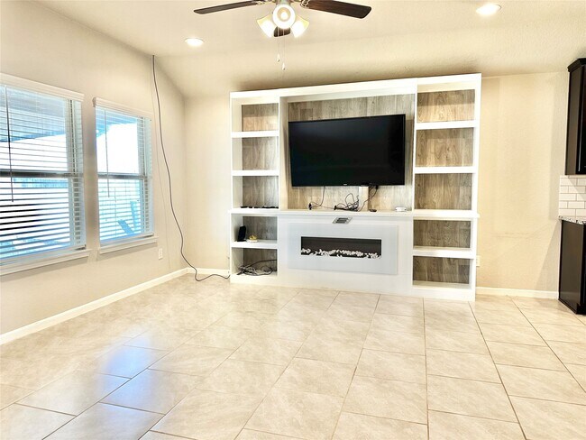 Building Photo - 18330 Arcola Bay Ln