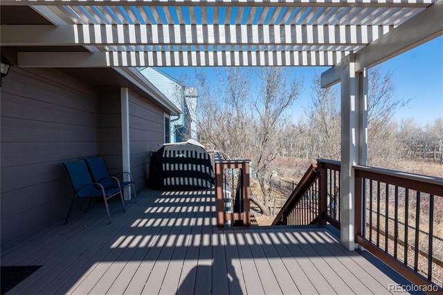 Building Photo - 2323 Dogwood Cir