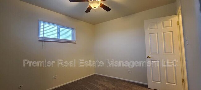 Building Photo - 4473 E Jewell Ave