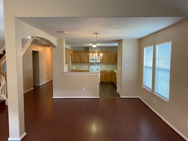 Building Photo - 6710 Hayman Dr